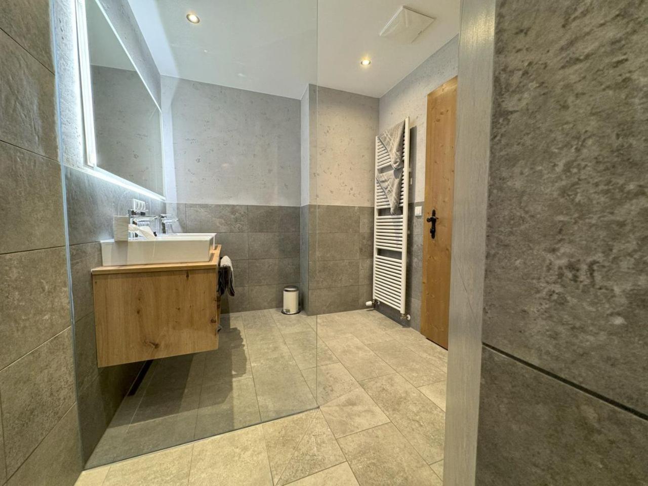 Alpine Resort Sportalm Sankt Leonhard im Pitztal Habitación foto